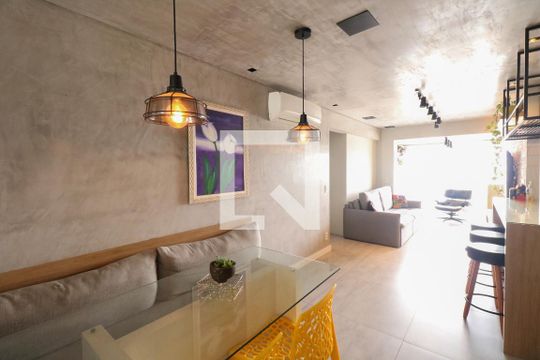 Sala de apartamento para alugar com 2 quartos, 82m² em Osvaldo Cruz, São Caetano do Sul