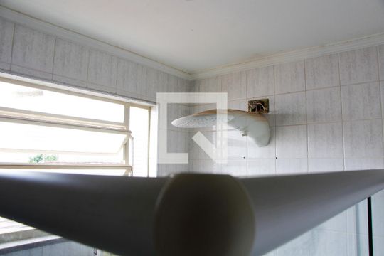 BANHEIRO EDICULA de casa à venda com 5 quartos, 200m² em Jardim Santana, Campinas
