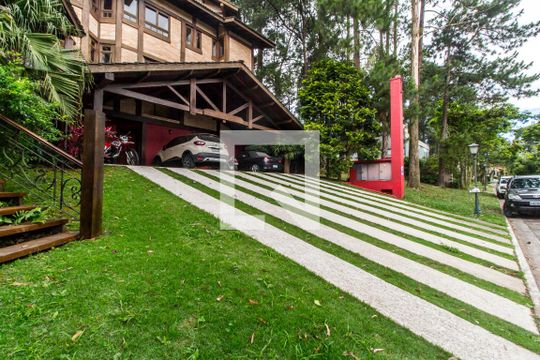 Vista da Rua de casa de condomínio para alugar com 3 quartos, 550m² em Morada dos Pássaros, Barueri