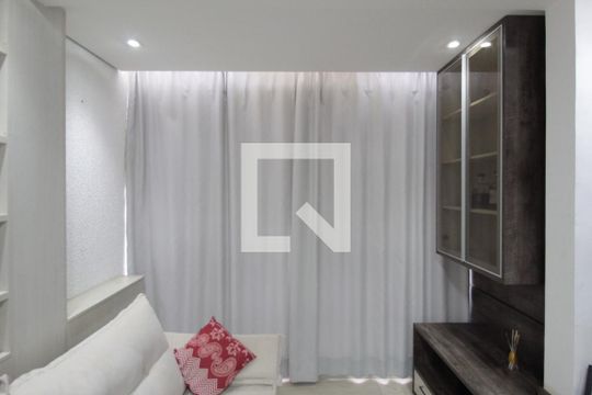 Sala de apartamento para alugar com 3 quartos, 70m² em Jardim Guanabara, Belo Horizonte