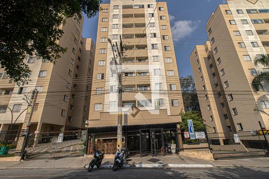 fachada de apartamento para alugar com 3 quartos, 80m² em Jardim Santa Emilia, São Paulo