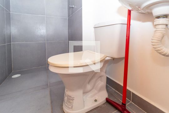 Banheiro de apartamento à venda com 1 quarto, 35m² em Penha de França, São Paulo