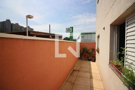 Sala Quintal de apartamento à venda com 2 quartos, 75m² em Jardim Sao Francisco, São Bernardo do Campo