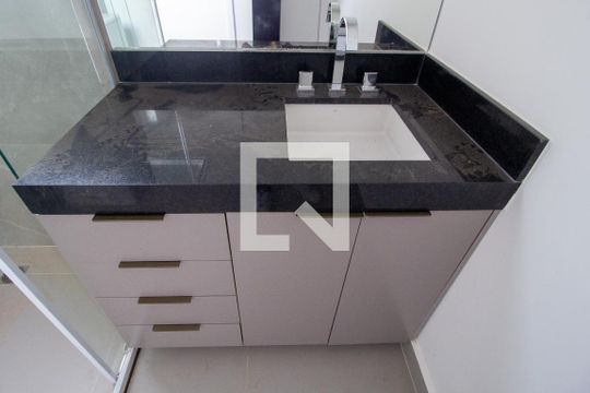 Banheiro Social de apartamento para alugar com 3 quartos, 107m² em Jardim Emilia, Sorocaba