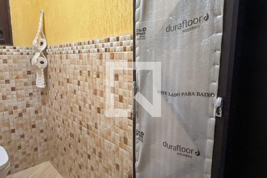 Lavabo de casa à venda com 4 quartos, 220m² em Jardim Maristela, São Paulo