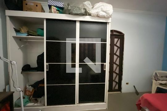 Suíte 1 de casa à venda com 4 quartos, 220m² em Jardim Maristela, São Paulo