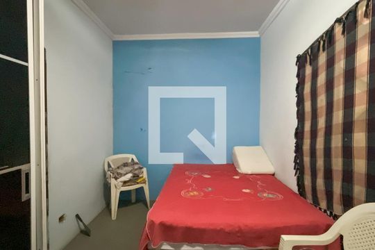 Suíte 1 de casa à venda com 4 quartos, 220m² em Jardim Maristela, São Paulo