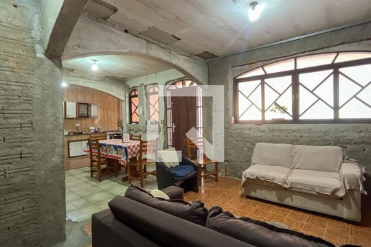 Sala de casa à venda com 4 quartos, 220m² em Jardim Maristela, São Paulo