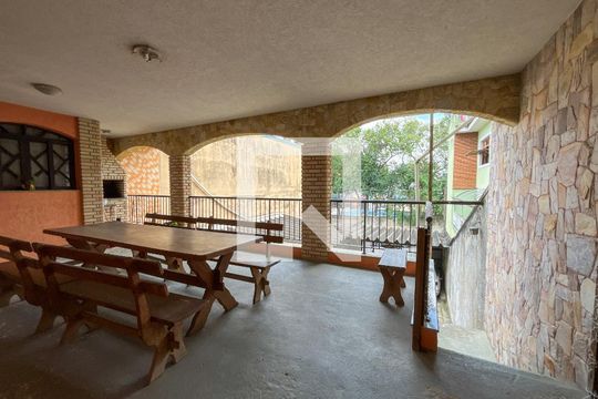 Quintal de casa à venda com 4 quartos, 220m² em Jardim Maristela, São Paulo