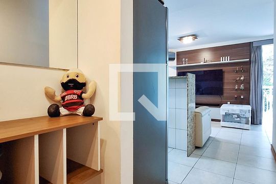 Sala de apartamento à venda com 2 quartos, 65m² em São Francisco, Niterói