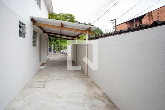 Garagem de casa para alugar com 2 quartos, 80m² em Serraria, Diadema