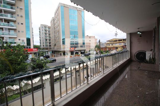 Quarto 5 - Varanda da Suíte de casa à venda com 6 quartos, 360m² em Taquara, Rio de Janeiro