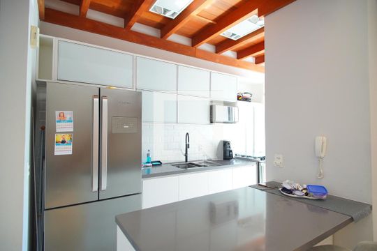 Cozinha de apartamento à venda com 3 quartos, 221m² em Rio Branco, Porto Alegre
