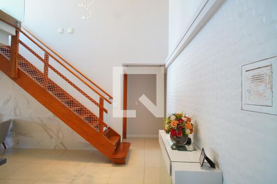 Hall de Entrada de apartamento à venda com 3 quartos, 221m² em Rio Branco, Porto Alegre