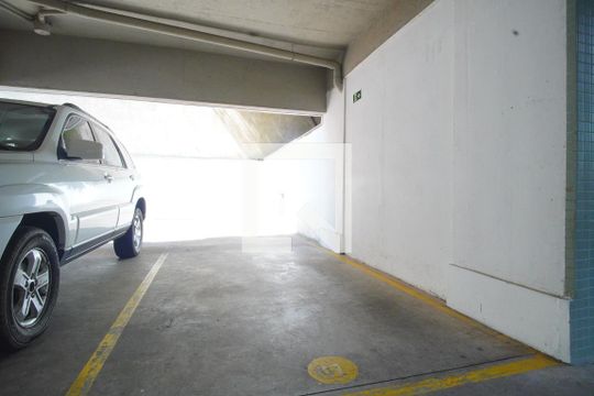Garagem - Duas Vagas de apartamento à venda com 3 quartos, 221m² em Rio Branco, Porto Alegre