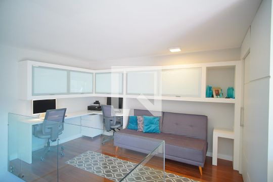 Escritório de apartamento à venda com 3 quartos, 221m² em Rio Branco, Porto Alegre