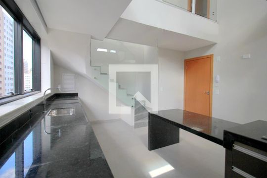 Cozinha de apartamento à venda com 2 quartos, 90m² em Centro, Belo Horizonte