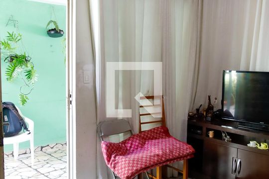 sala de casa à venda com 3 quartos, 136m² em Cidade das Flores, Osasco