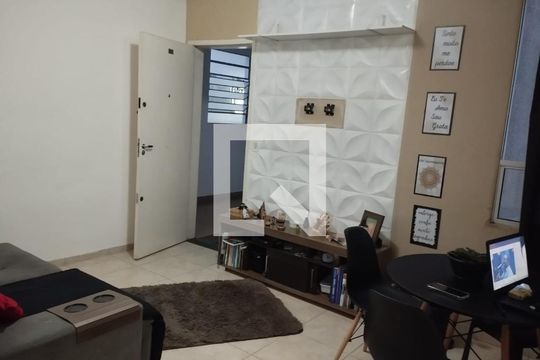 Apartamento à venda com 2 quartos, 60m² em Camargos, Belo Horizonte