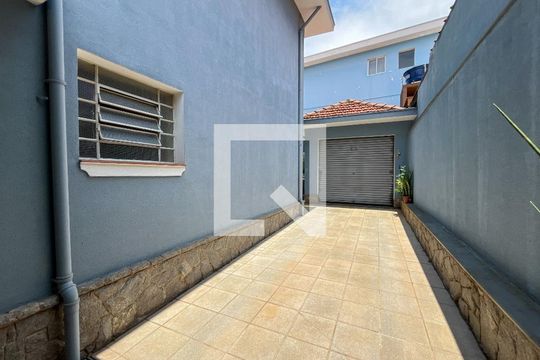 Garagem de casa à venda com 3 quartos, 226m² em Vila Pereira Barreto, São Paulo
