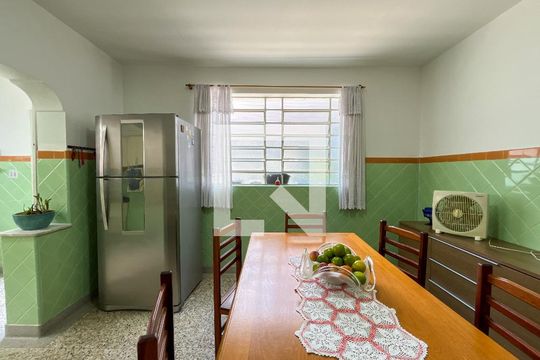 Cozinha de casa à venda com 3 quartos, 226m² em Vila Pereira Barreto, São Paulo