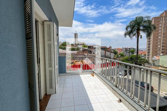 Varanda de casa à venda com 3 quartos, 226m² em Vila Pereira Barreto, São Paulo