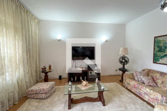 Sala de casa à venda com 3 quartos, 226m² em Vila Pereira Barreto, São Paulo