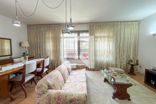 Sala de casa à venda com 3 quartos, 226m² em Vila Pereira Barreto, São Paulo