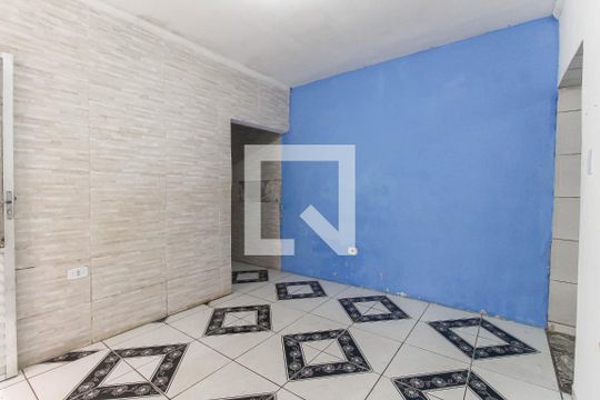 Sala de casa à venda com 7 quartos, 100m² em Conjunto Habitacional Aguia de Haia, São Paulo