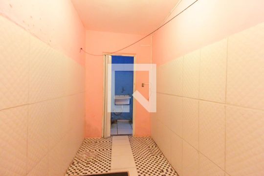 Quarto de Serviço de casa à venda com 7 quartos, 100m² em Conjunto Habitacional Aguia de Haia, São Paulo