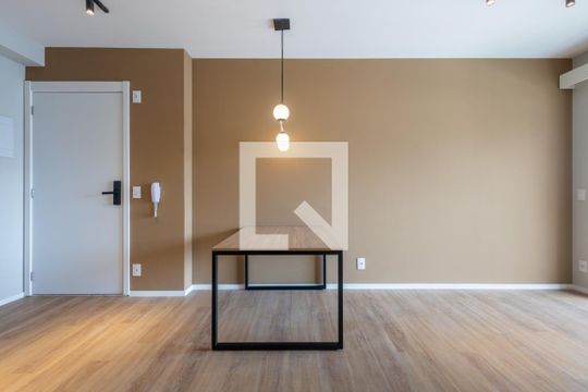 Apartamento para alugar com 2 quartos, 65m² em Paraíso, São Paulo