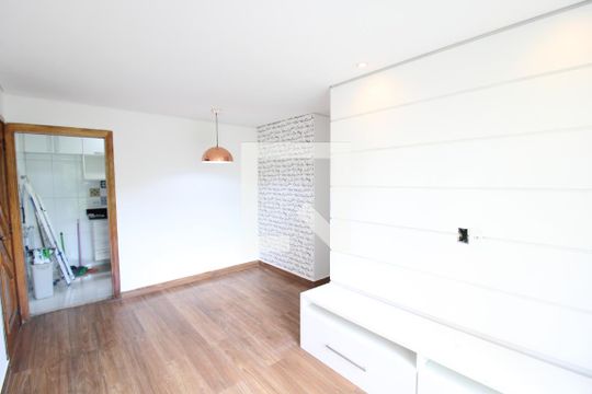 Sala de apartamento para alugar com 3 quartos, 56m² em Jd Alvorada, São Paulo