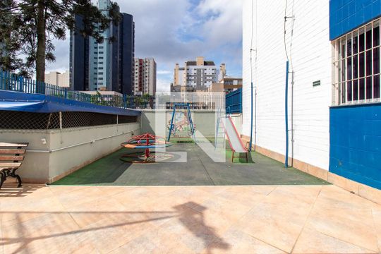 Área comum - Playground de apartamento para alugar com 3 quartos, 101m² em Portão, Curitiba