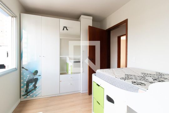 Quarto 1 de apartamento para alugar com 3 quartos, 101m² em Portão, Curitiba