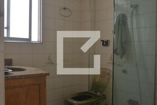 Banheiro de apartamento à venda com 3 quartos, 78m² em Campestre, Santo André
