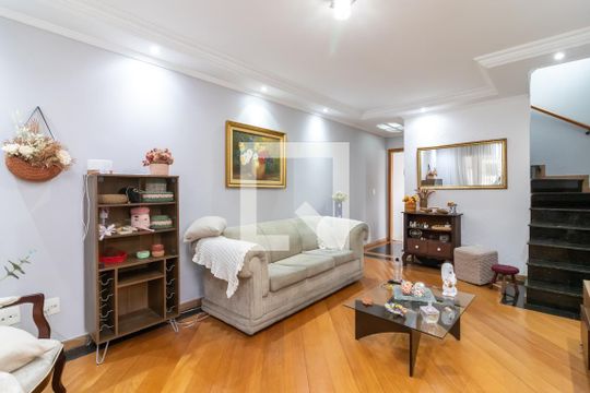 Casa para alugar com 3 quartos, 240m² em Vila Nova Cachoeirinha, São Paulo