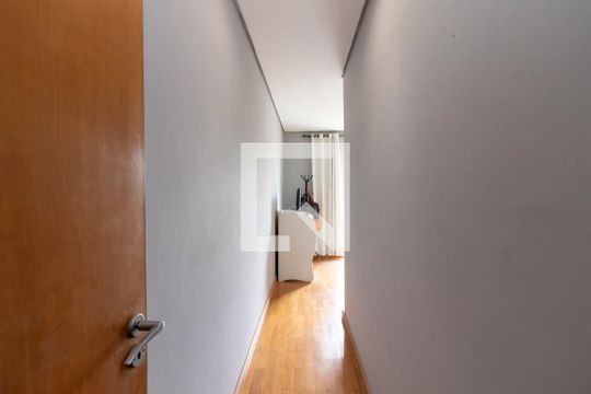 Suíte de casa para alugar com 3 quartos, 240m² em Vila Nova Cachoeirinha, São Paulo