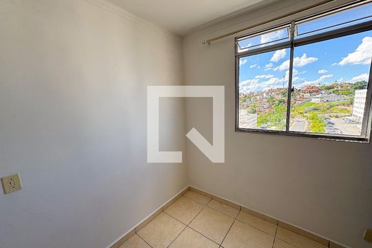 quarto 2 de apartamento à venda com 2 quartos, 49m² em Diamante, Contagem