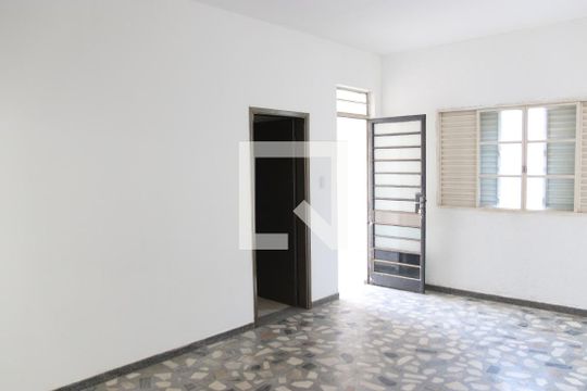 Sala 1 de casa à venda com 5 quartos, 300m² em Setor Sul, Goiânia