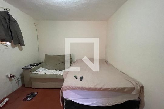 Quarto  de casa para alugar com 1 quarto, 50m² em Jaguaré, São Paulo