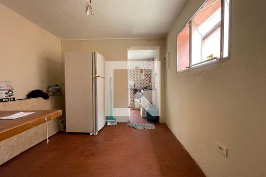Casa para alugar com 1 quarto, 50m² em Jaguaré, São Paulo