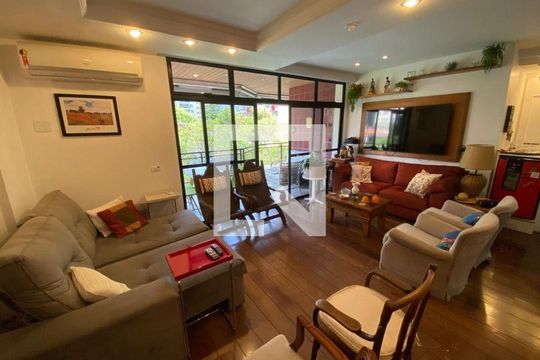 Apartamento à venda com 4 quartos, 201m² em Icaraí, Niterói