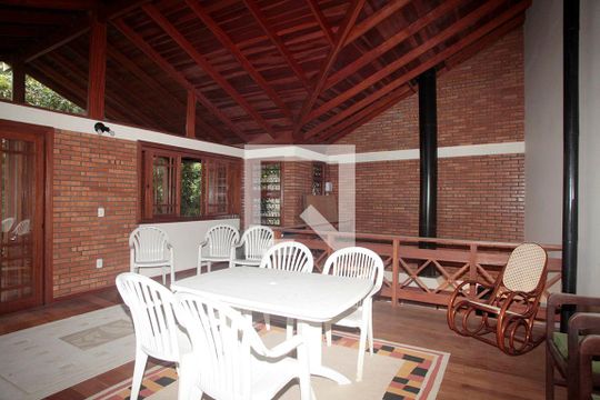 Sala de Estar Edícula de casa à venda com 5 quartos, 420m² em Petrópolis, Porto Alegre