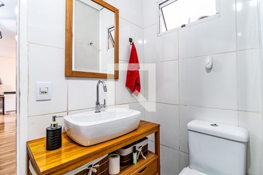 Banheiro de apartamento à venda com 2 quartos, 63m² em Jardim Arpoador, São Paulo