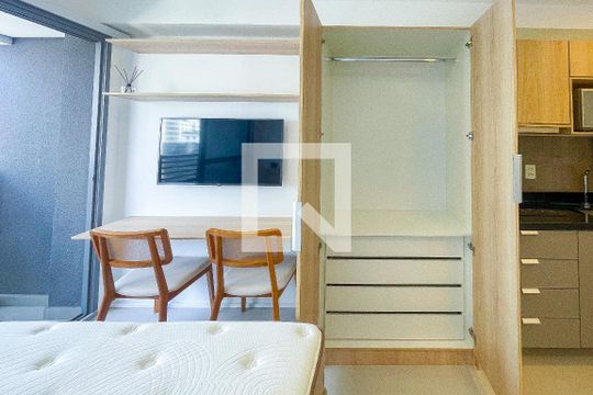 Studio de kitnet/studio para alugar com 1 quarto, 21m² em Jardim Paulista, São Paulo