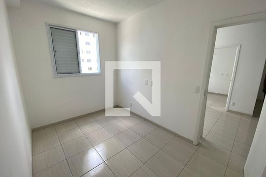 Quarto 1 de apartamento para alugar com 2 quartos, 45m² em Vila Sao Paulo, Ferraz de Vasconcelos