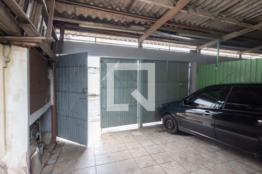 Garagem de casa para alugar com 3 quartos, 80m² em Vila Princesa Isabel, São Paulo