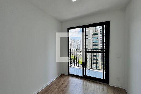 Sala de apartamento para alugar com 1 quarto, 27m² em Campo Belo, São Paulo