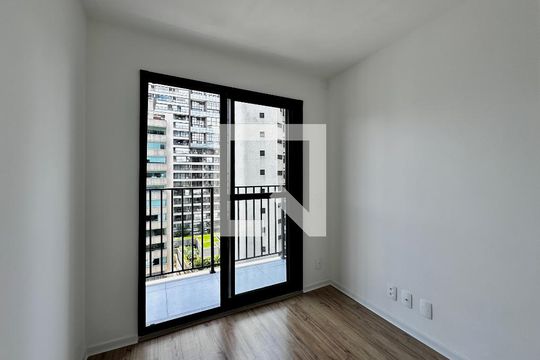 Sala de apartamento para alugar com 1 quarto, 27m² em Campo Belo, São Paulo