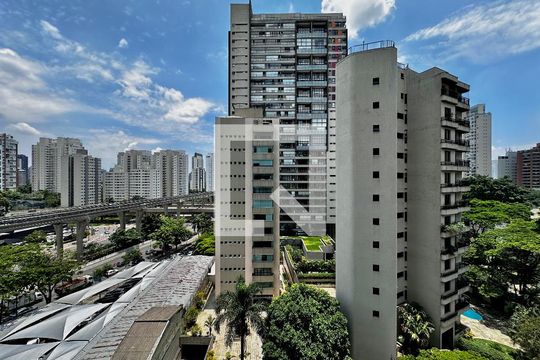 Vista de apartamento para alugar com 1 quarto, 27m² em Campo Belo, São Paulo